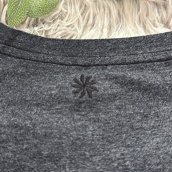 Athleta Charcoal Gray Long Sleeve Sunburst Dress Stretch Size S Heathered - Picture 6 of 12